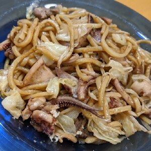 普通のイカ焼きそば